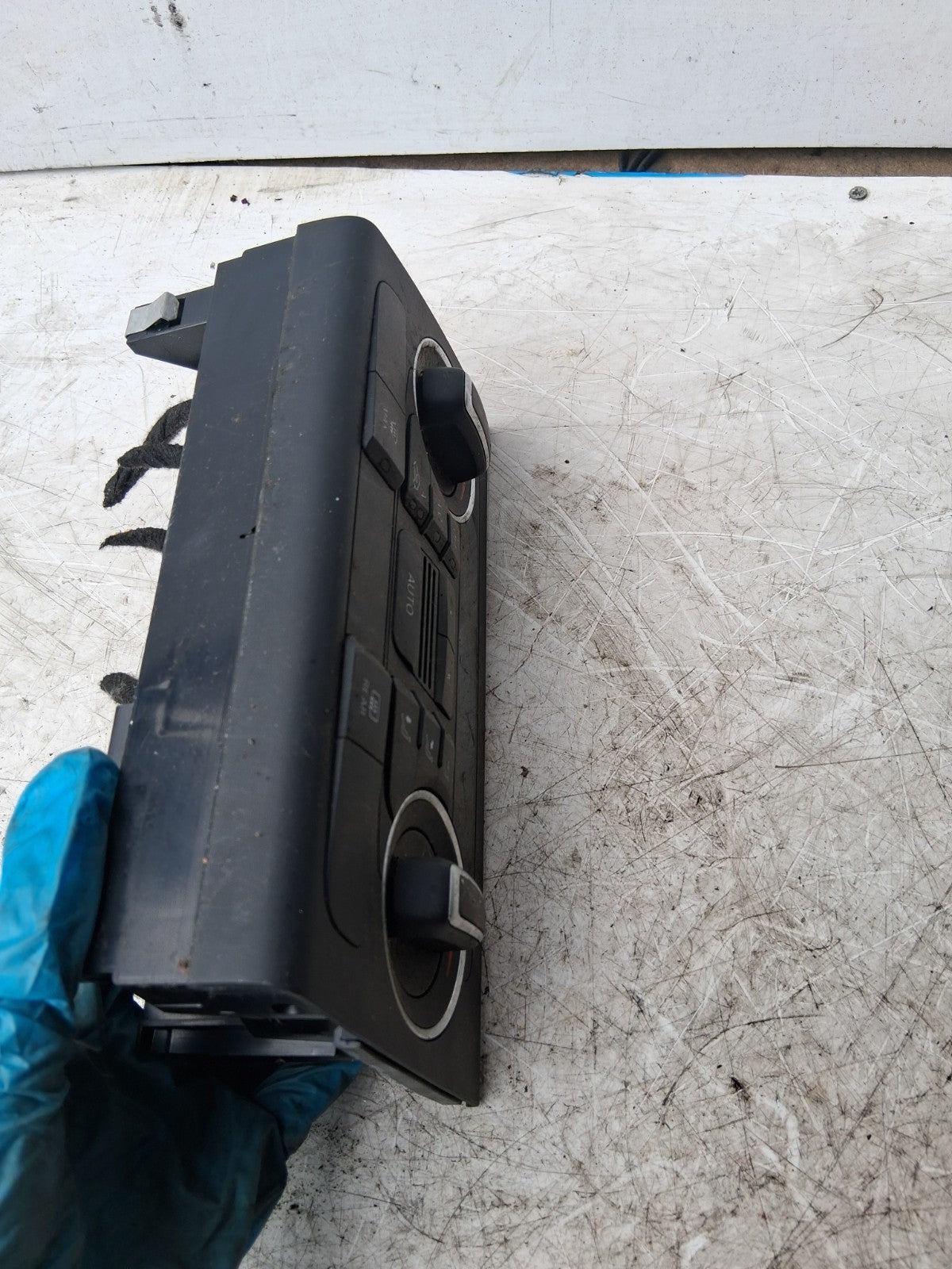 2016 AUDI Q3 AC HEATER CLIMATE CONTROL UNIT 8U0820043H