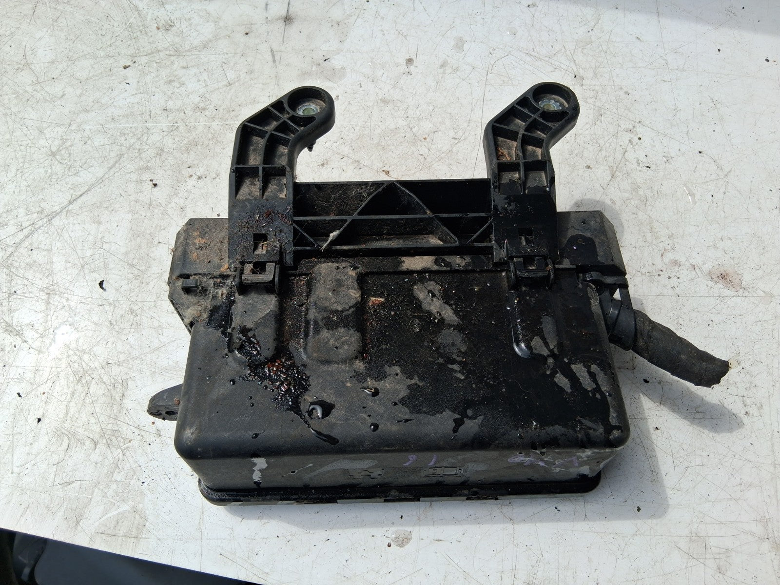 2016 VOLVO V40 1.6 DIESEL FUSE BOX RELAY ASSEMBLY