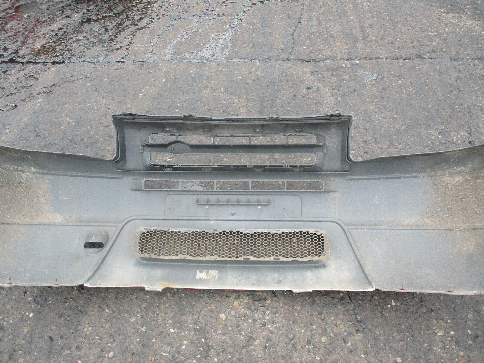 LANDROVER FREELANDER L314 MK1 PRE FACELIFT FRONT BUMPER GREY