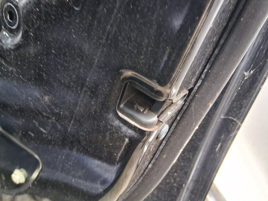 2017 JAGUAR XE OSF DRIVER SIDE FRONT RIGHT DOOR LOCK MECHANISM