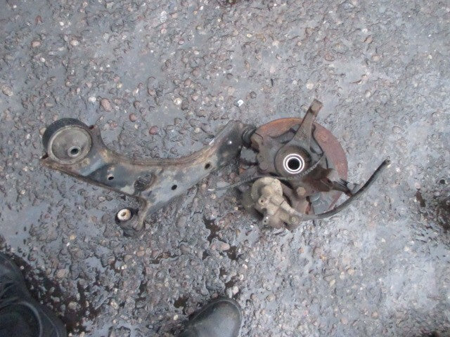 PEUGEOT PARTNER MK2 2009 1.6 DIESEL NS PASSENGER SIDE MANUAL WHEEL BEARING HUB