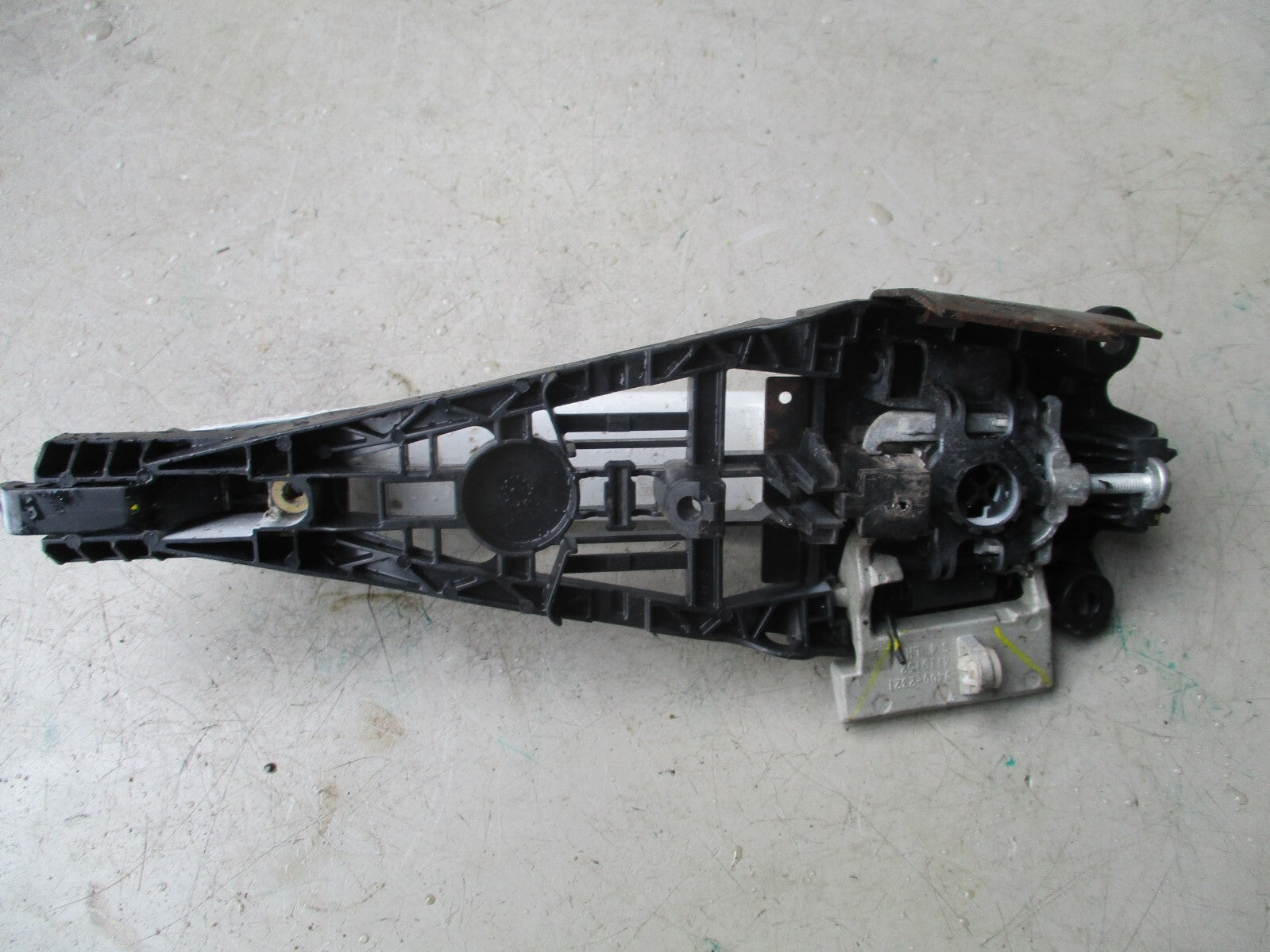 2010 VAUXHALL ASTRA J MK6 NSF PASSENGER SIDE DOOR HANDLE WHITE 94002321
