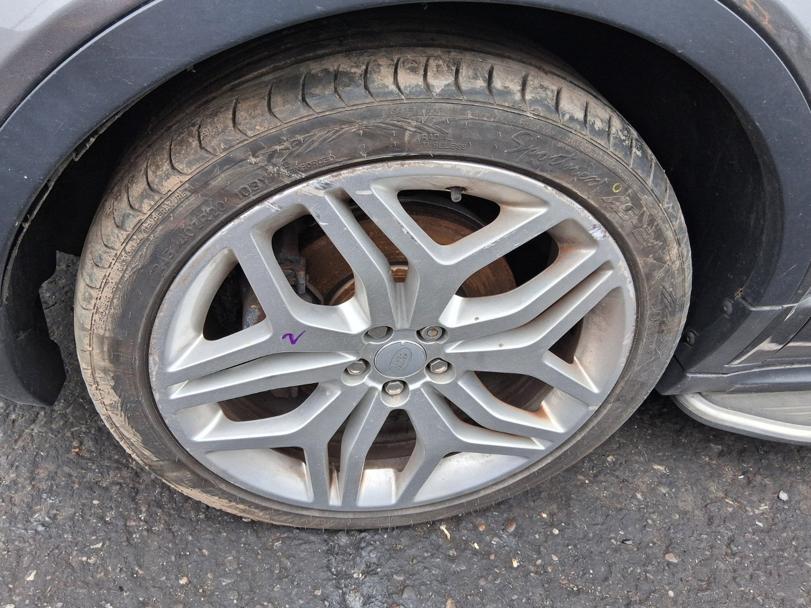 2016 RANGE ROVER EVOQUE L538 20 INCH ALLOY WHEEL WITH TYRE 245/45ZR20 REF 2