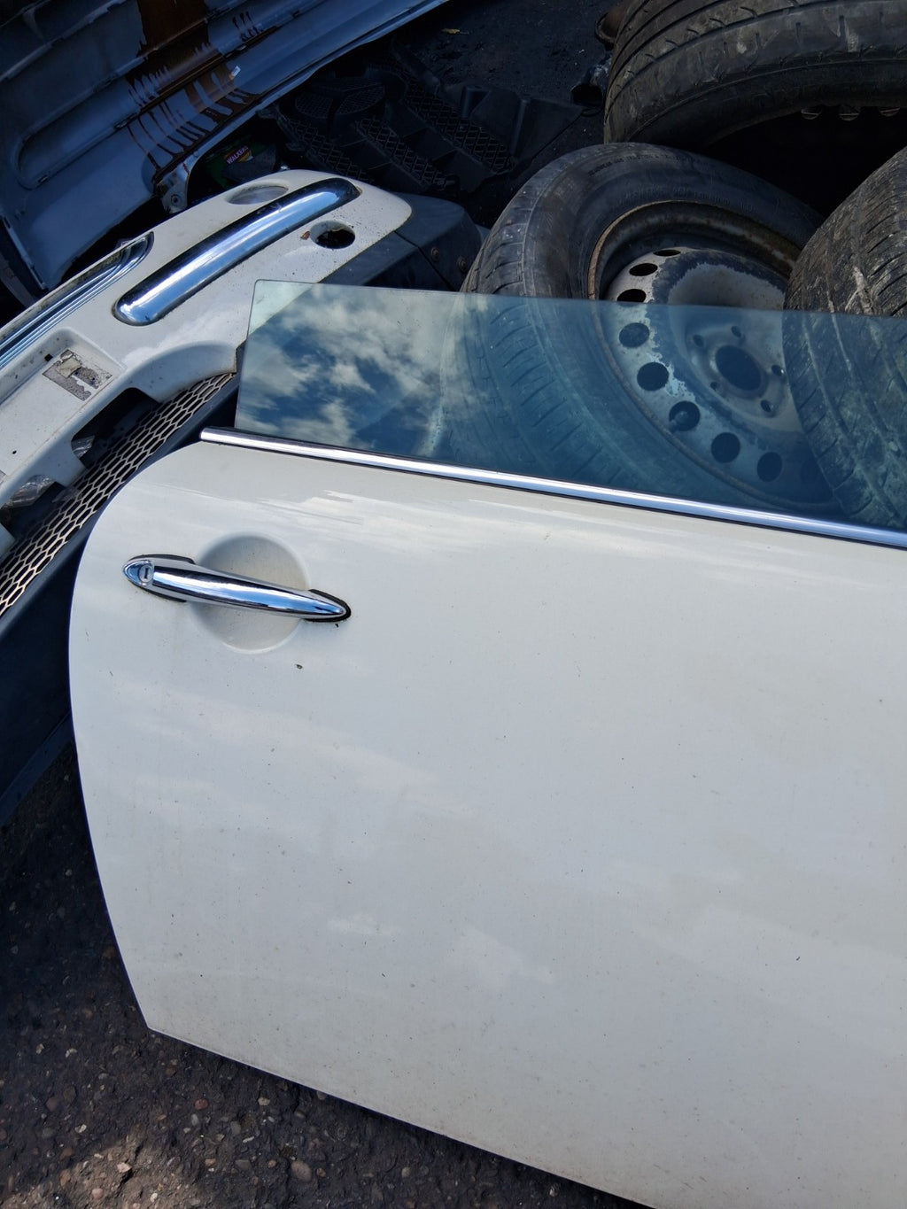 2003 BMW MINI COOPER R50 OSF DRIVER SIDE FRONT RIGHT COMPLETE DOOR