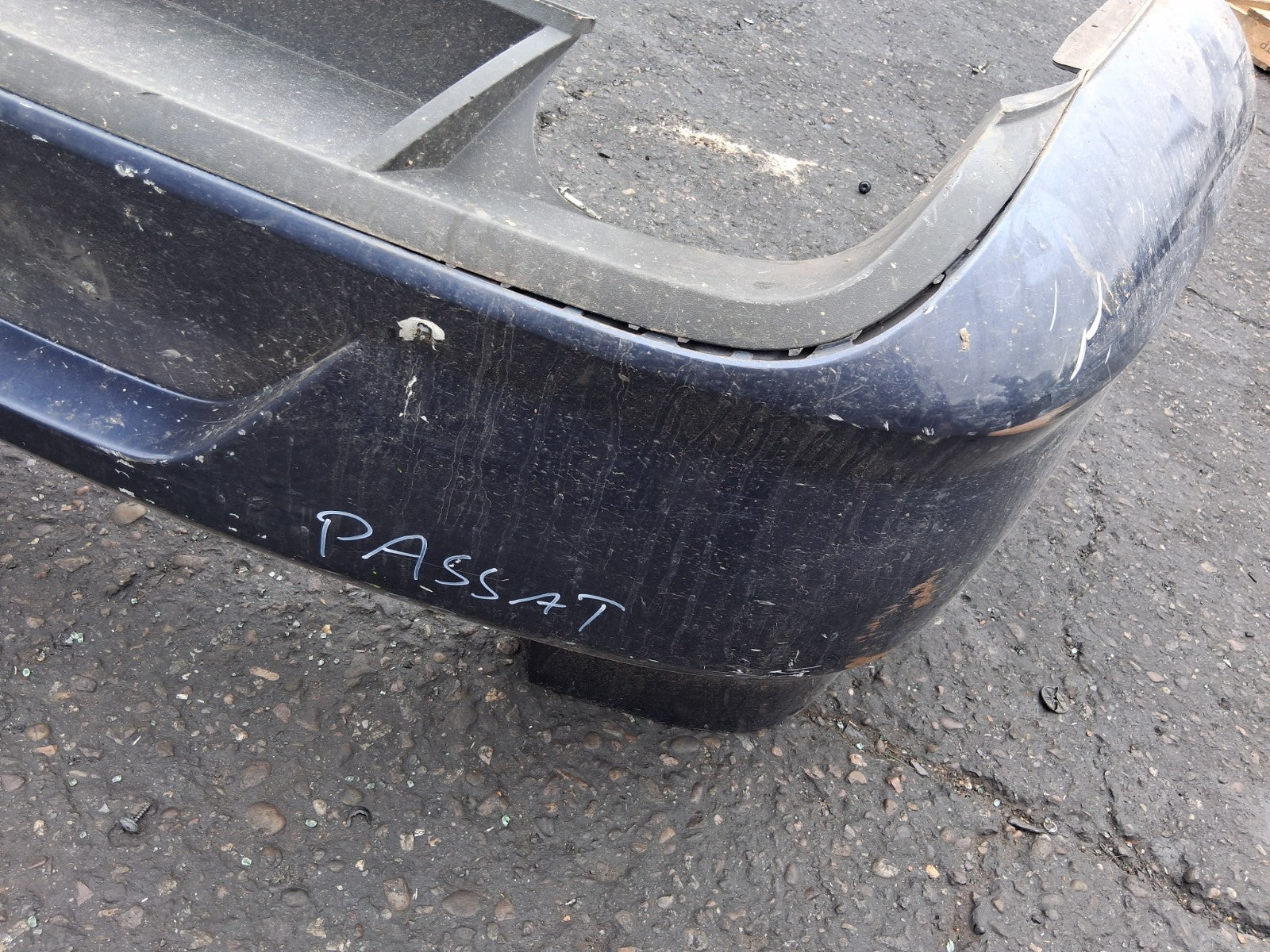 2014 VW VOLKSWAGEN PASSAT B7 SALOON COMPLETE REAR BUMPER BLUE