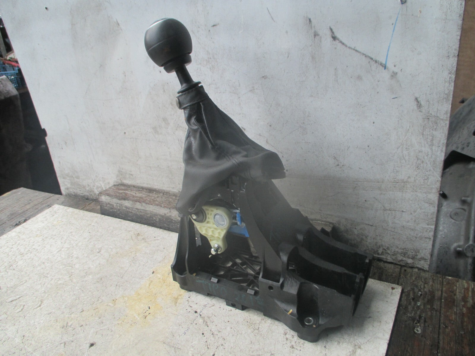 FIAT TIPO 2017 6 SPEED MANUAL GEARSTICK GEAR SHIFTER 50294520