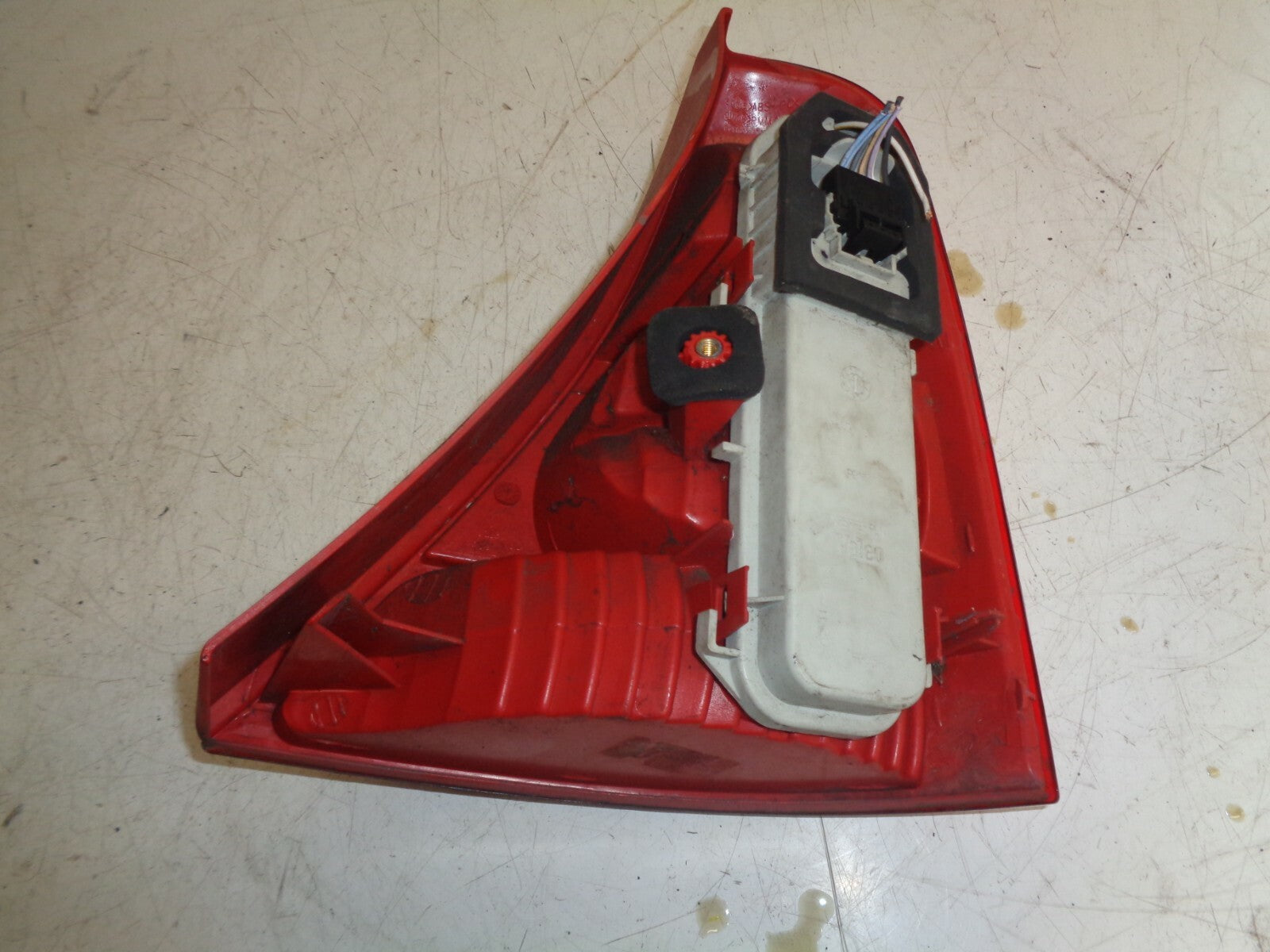 RENAULT CLIO 2004 MK2 NSR PASSENGER SIDE REAR TAILLIGHT TAILLAMP