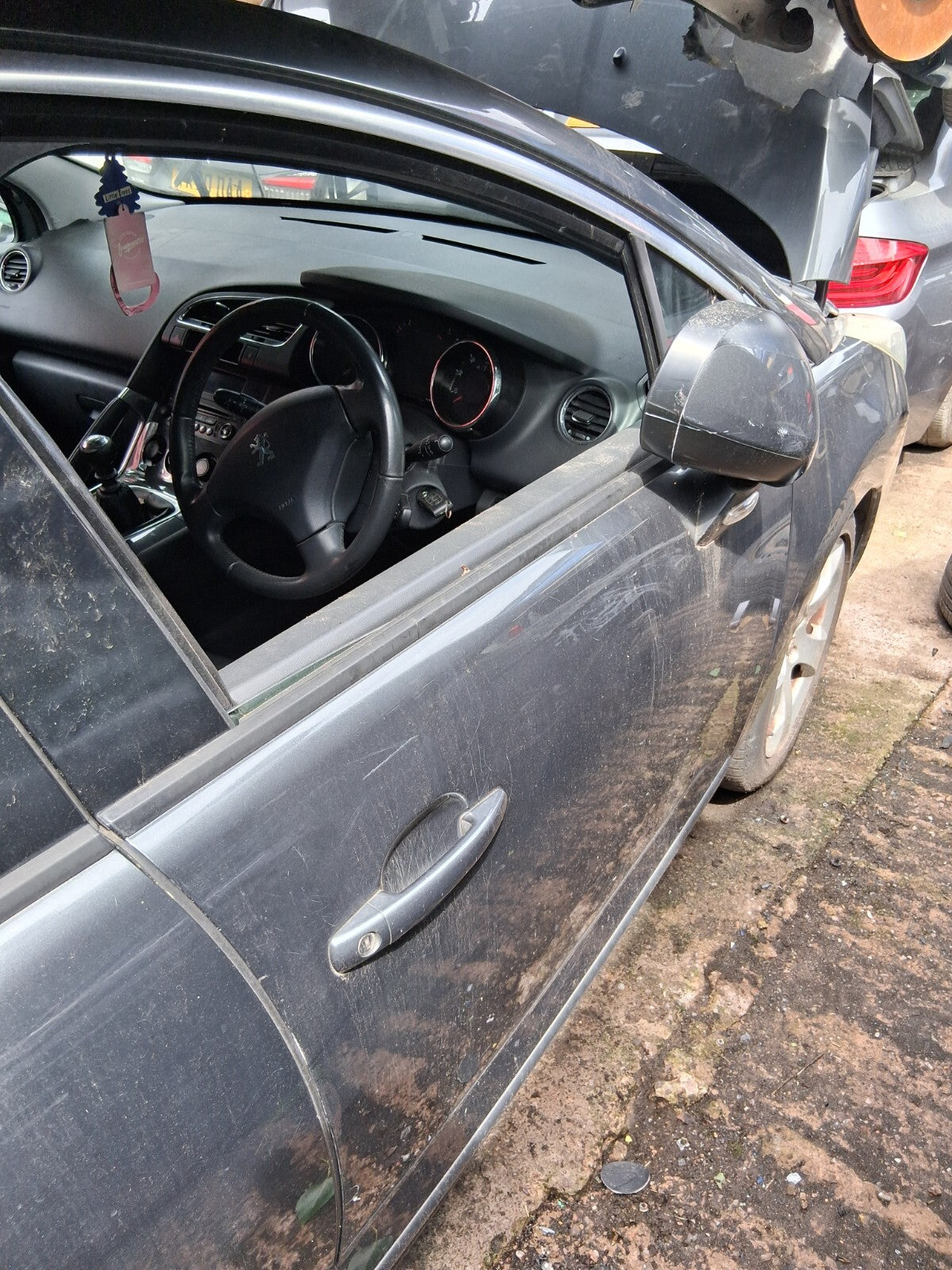 2012 PEUGEOT 3008 MK1 OSF DRIVER SIDE FRONT RIGHT BARE DOOR GRIS SHARK KTPD
