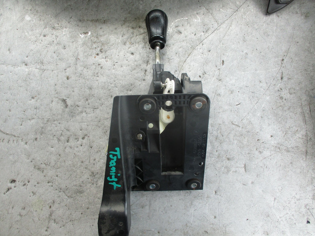 FORD TRANSIT 110 2.2 DIESEL GEAR STICK SURROUND TRIM & KNOB 5 SPEED 6C1R7C453EA