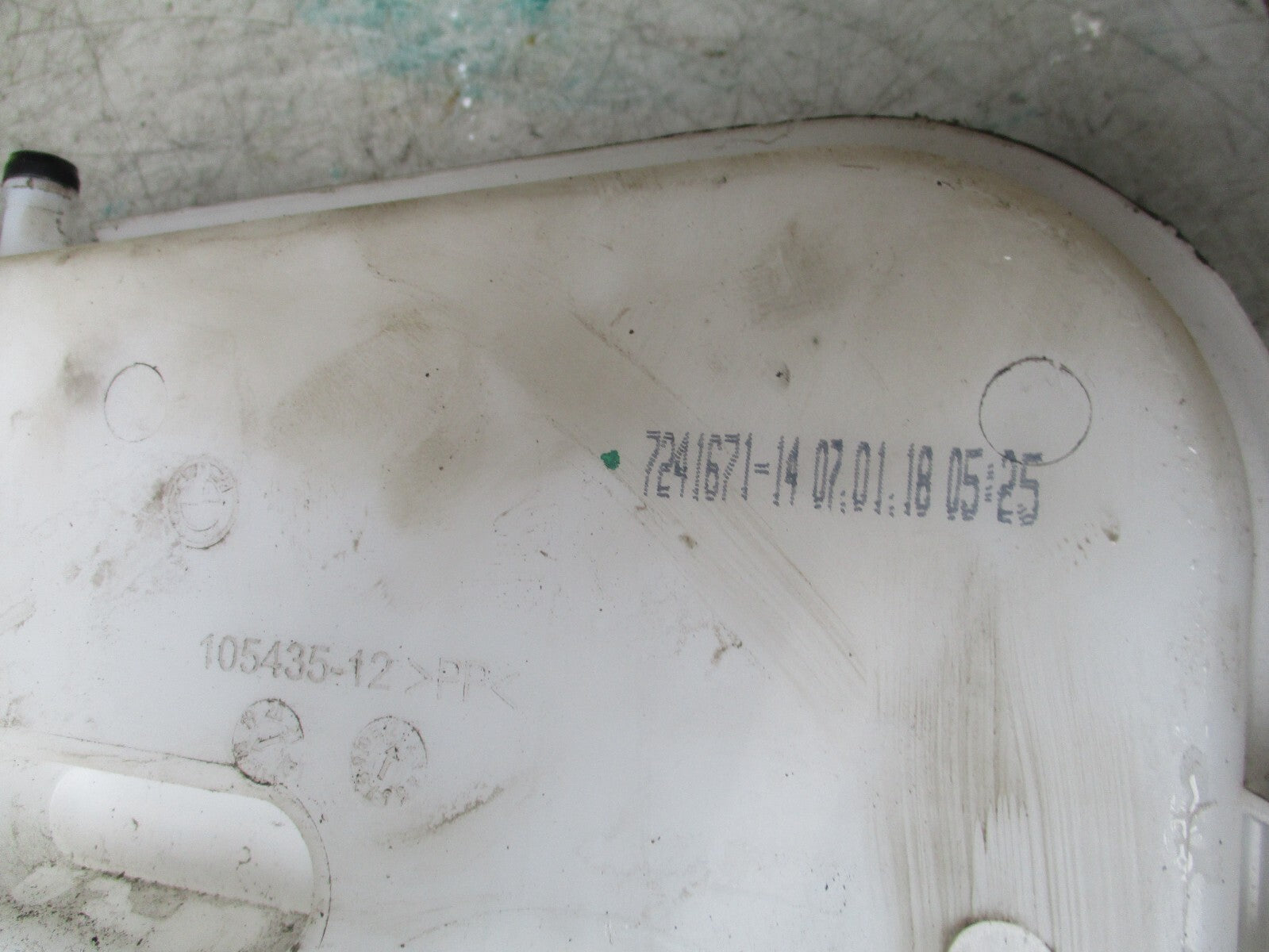 BMW 3200 WASHER BOTTLE 105435-12