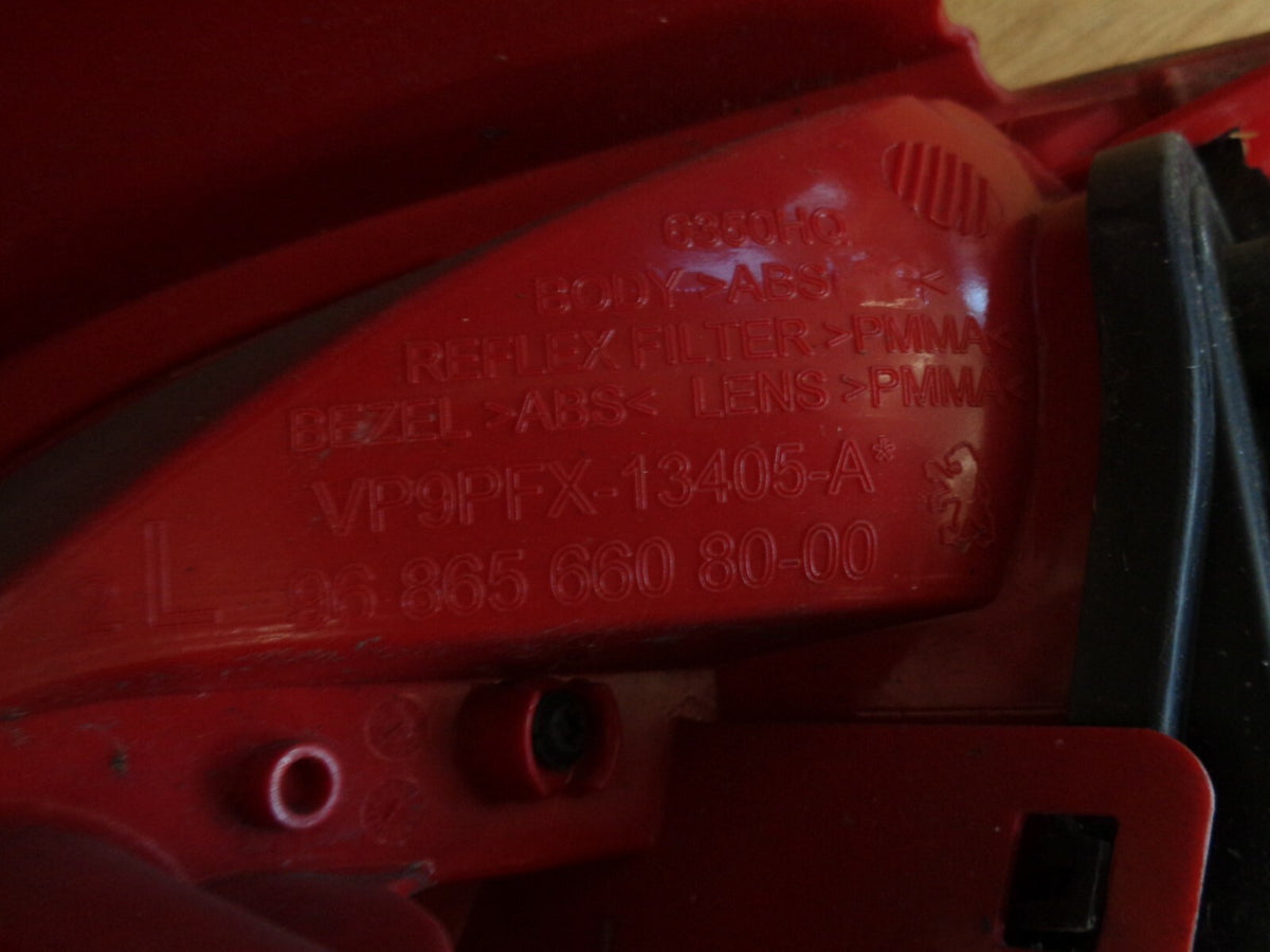 PEUGEOT 207 MK1 5 DOOR HATCHBACK  NSR PASSENGER SIDE REAR TAIL LIGHT 9686566080