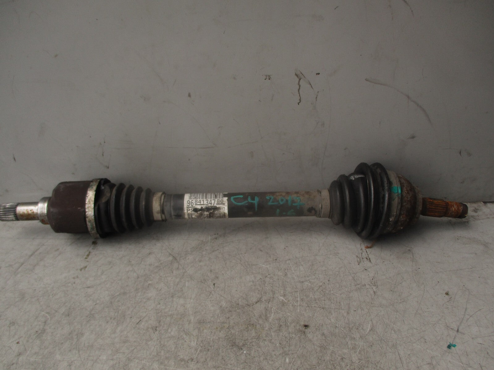 2017 CITROEN C4 1.6 DIESEL NS PASSENGER SIDE DRIVESHAFT 9684134780