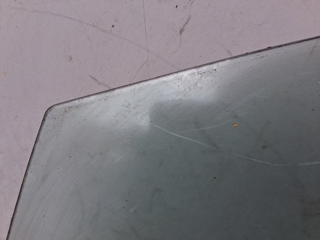 2015 VOLVO V40 NSR PASSENGER SIDE REAR LEFT WINDOW GLASS 43R00049