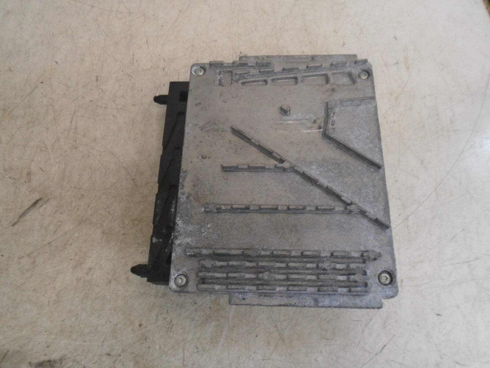 VOLVO S60 2005 MK1 2.4 ECU ENGINE CONTROL MODULE UNIT 30637733A