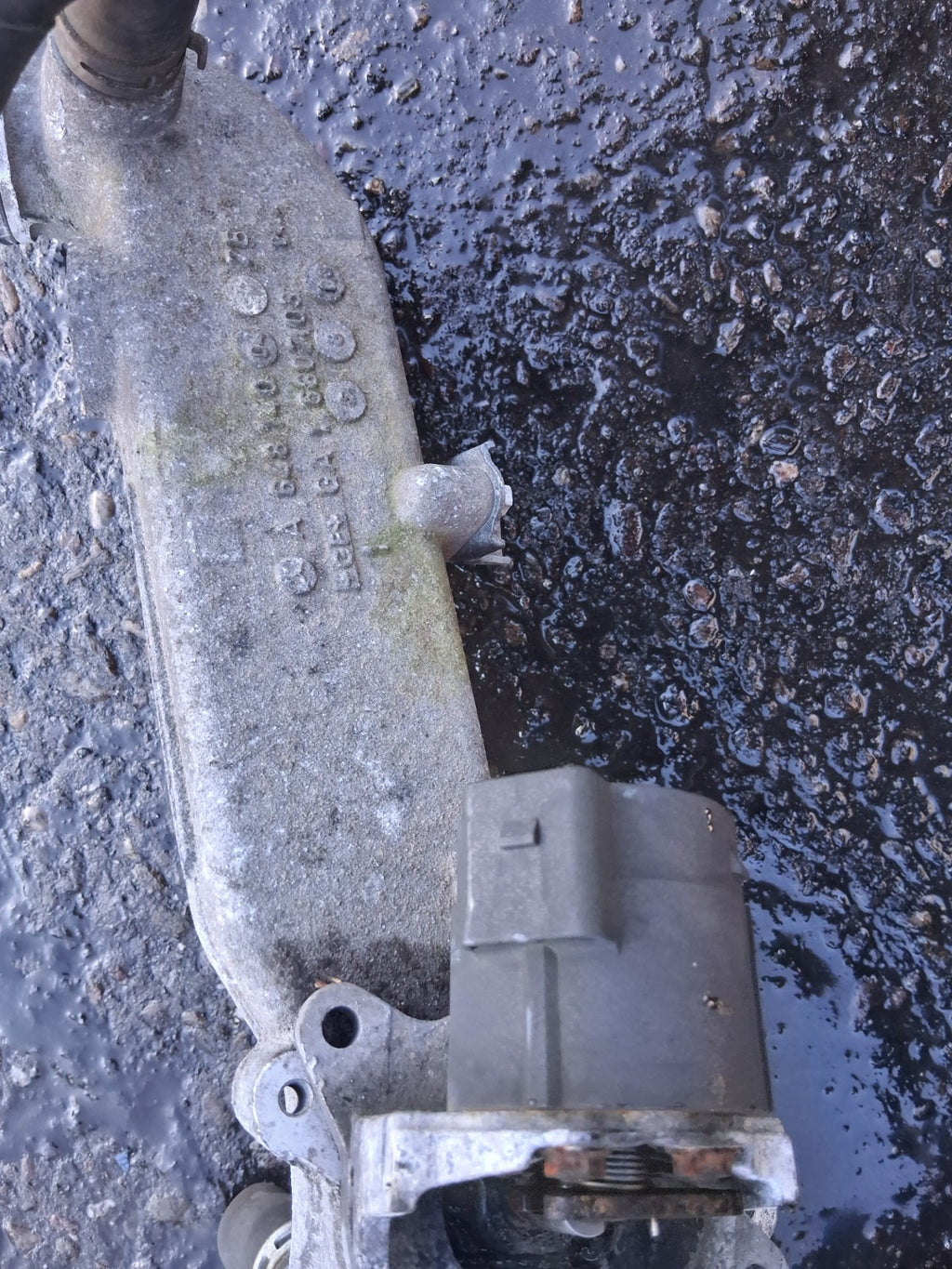 2004 MERCEDES BENZ E CLASS W211 E320 DIESEL EGR VALVE A6481400475