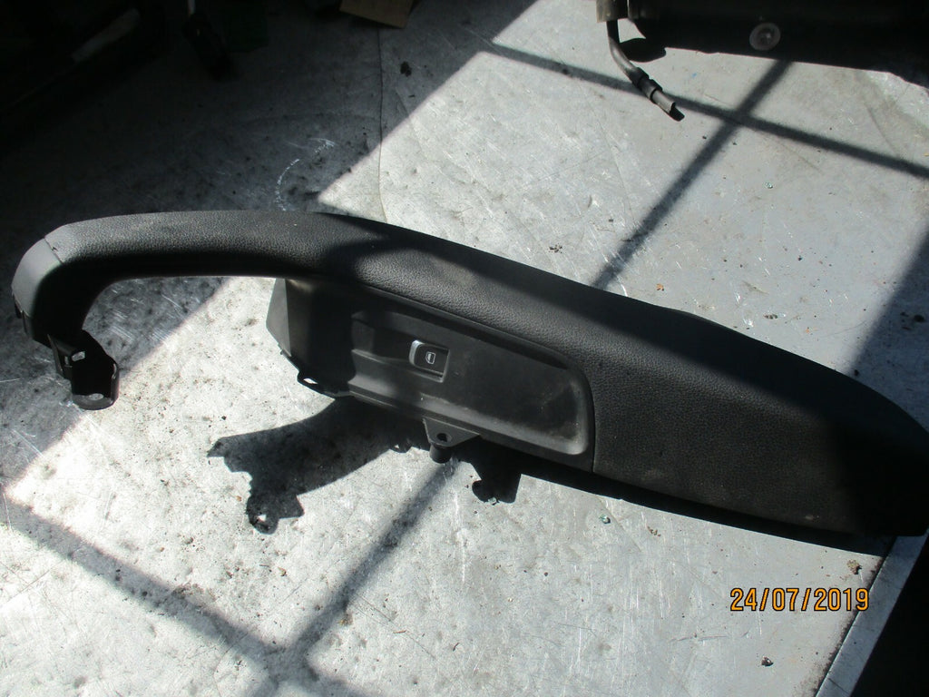 AUDI A3 8V (MK3) 1.6 TDI PASSENGER NEAR SIDE FRONT WINDOW SWITCH