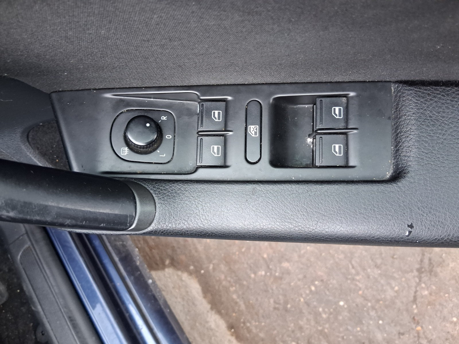 2014 VW VOLKSWAGEN PASSAT B7 SALOON OSF DRIVER SIDE FRONT WINDOW CONTROL SWITCH