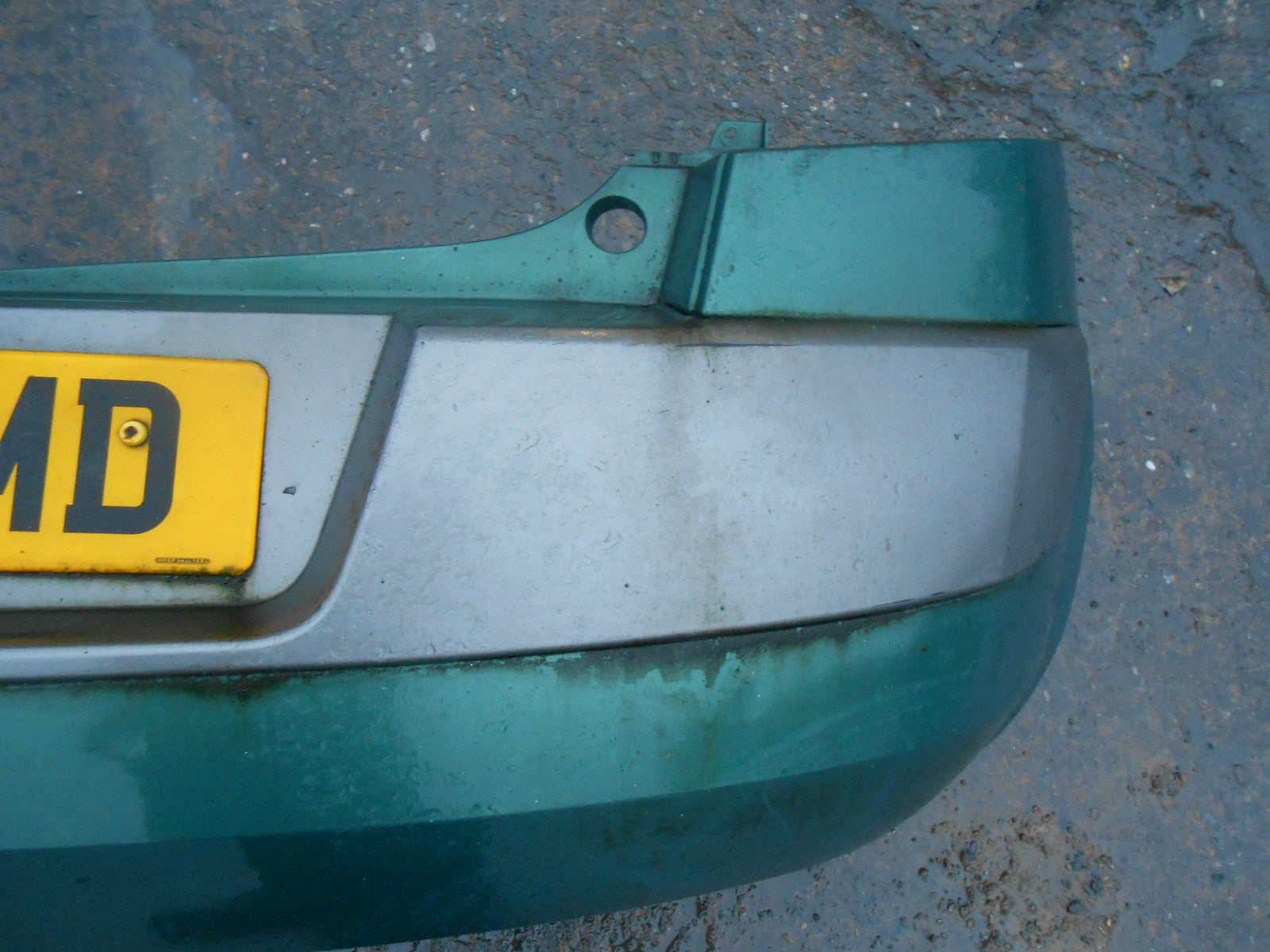 RENAULT MEGANE MK2 2003 COMPLETE REAR BUMPER GREEN