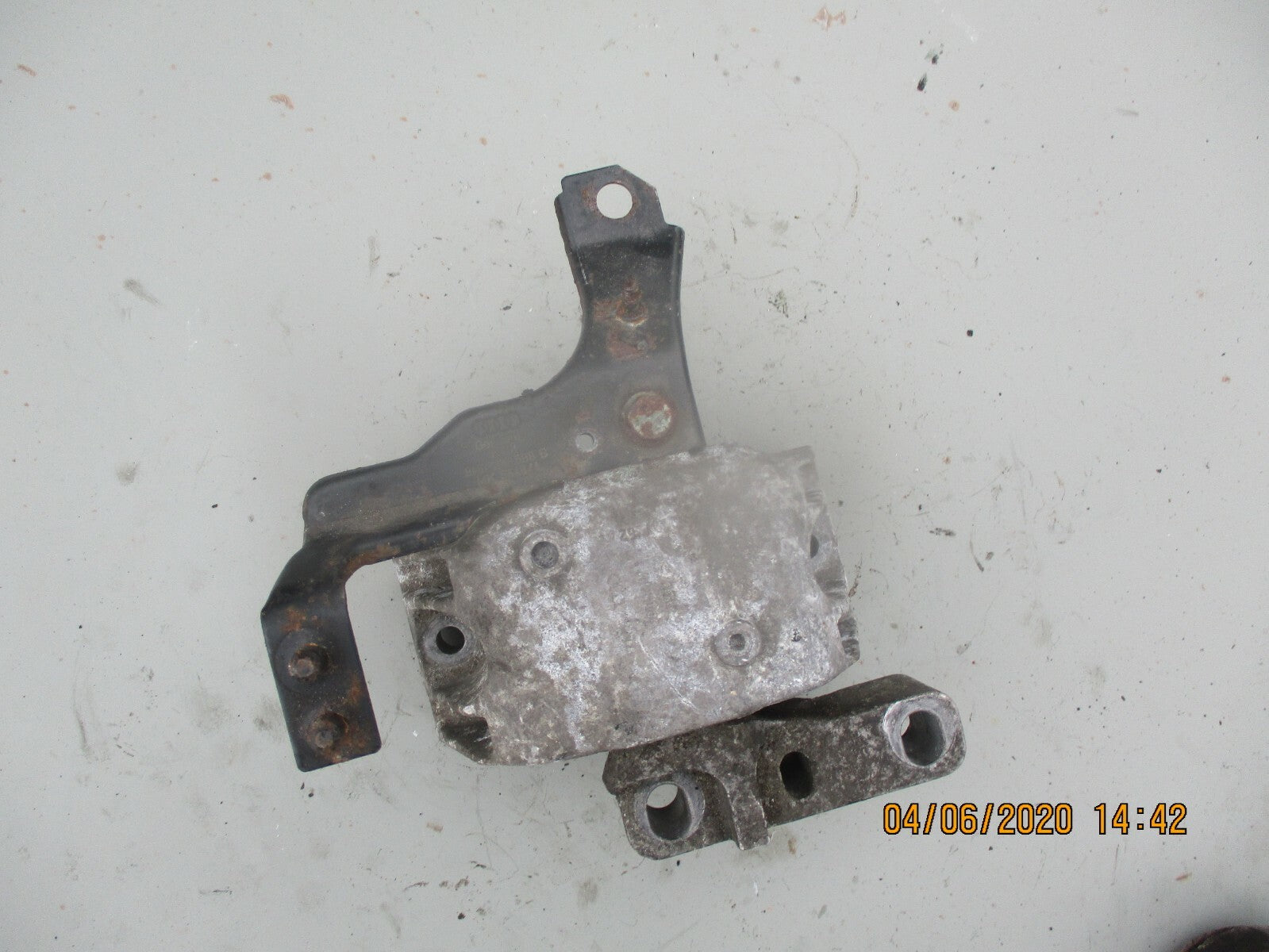 AUDI TT S3 8L OS DRIVER SIDE ENGINE MOUNT 8N0199588B 1J0199262CL 1.8T 1.8 TURBO