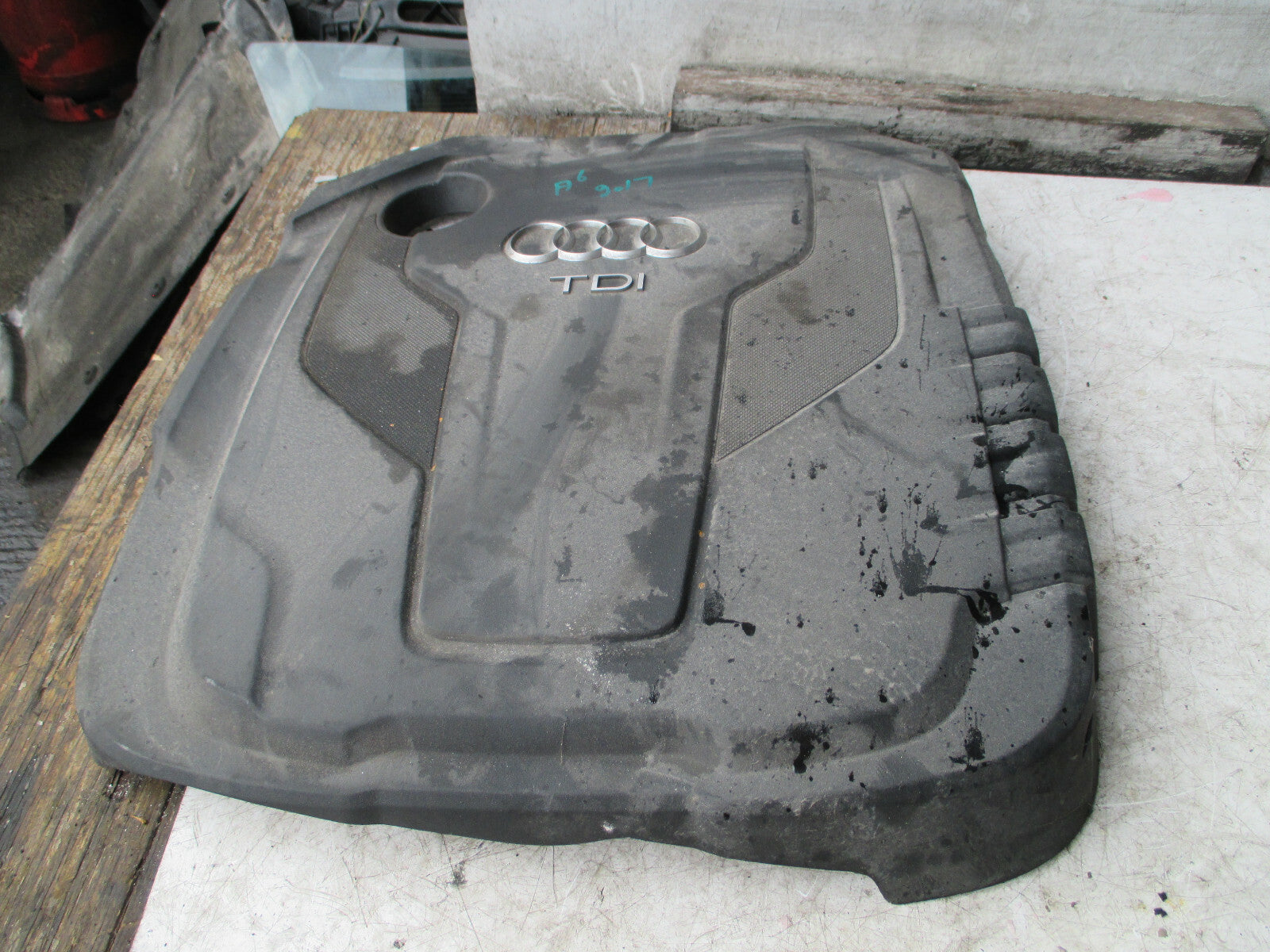 AUDI A6 2017 2.0 TDI DIESEL ENGINE COVER