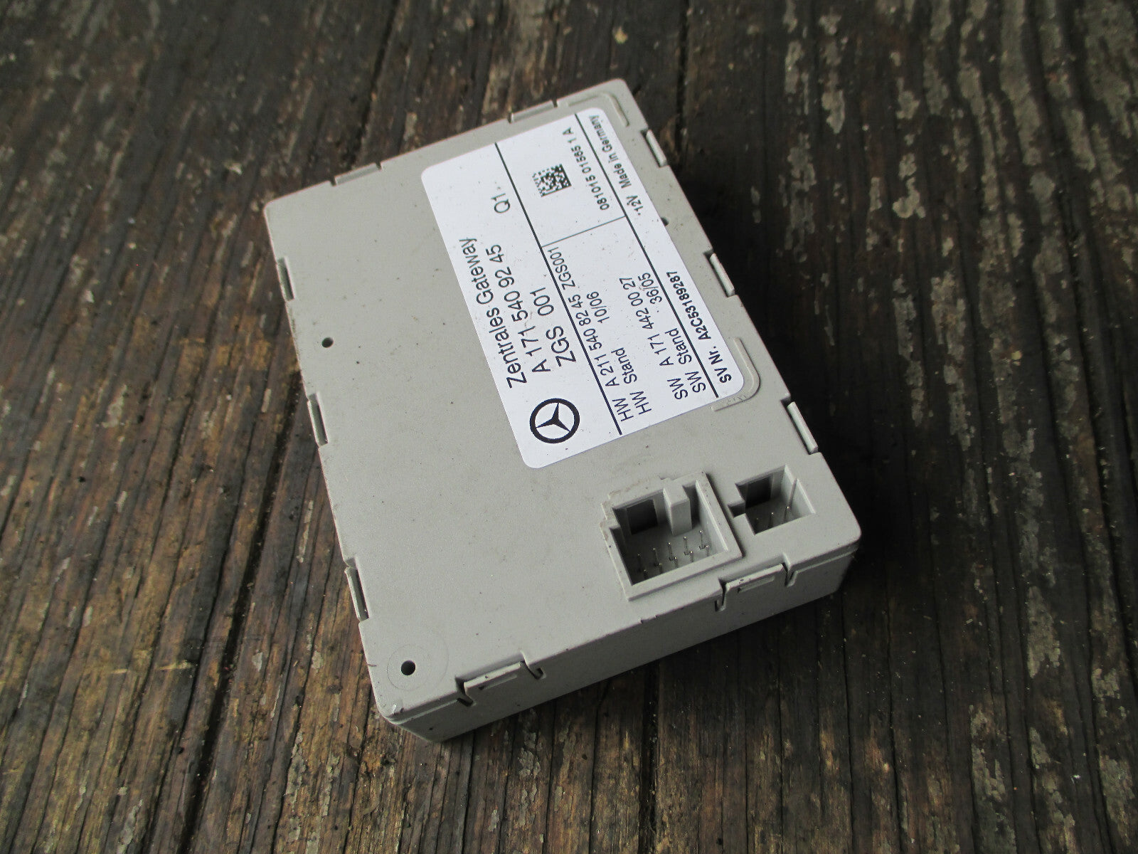 MERCEDES BENZ SLK R171 2010 GATEWAY CONTROL MODULE ECU A1715409245