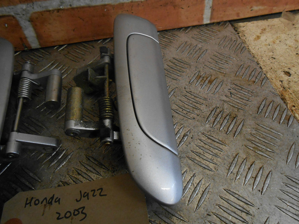 HONDA JAZZ MK2 2003 NSF NSR PASSENGER REAR FRONT EXTERIOR DOOR HANDLE IN SILVER