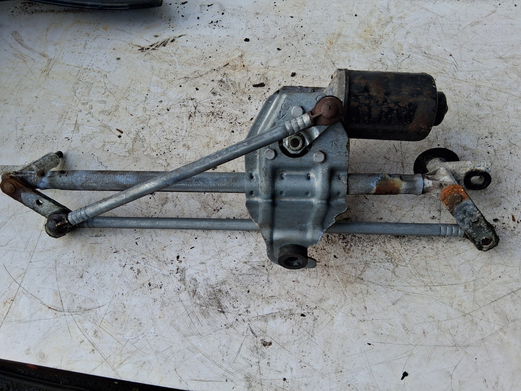 2005 VAUXHALL CORSA C FRONT WINDSCREEN WIPER MOTOR & LINKAGE 23002750