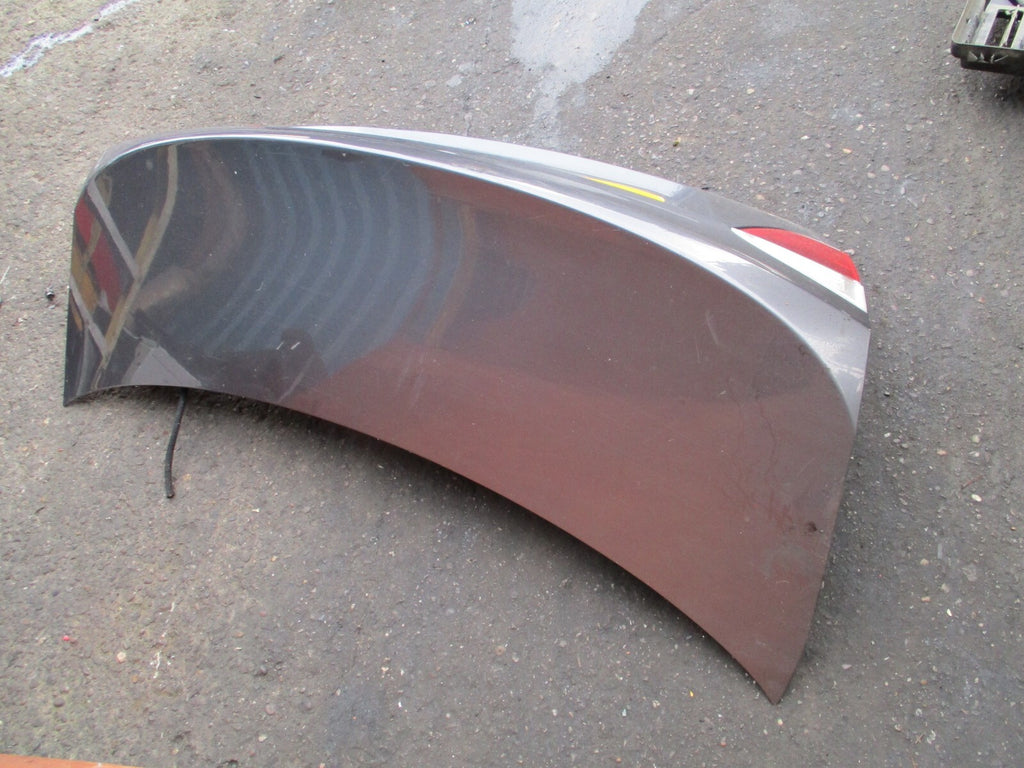 BMW 3 SERIES E90 2005 320i SALOON REAR TAILGATE BOOTLID GREY