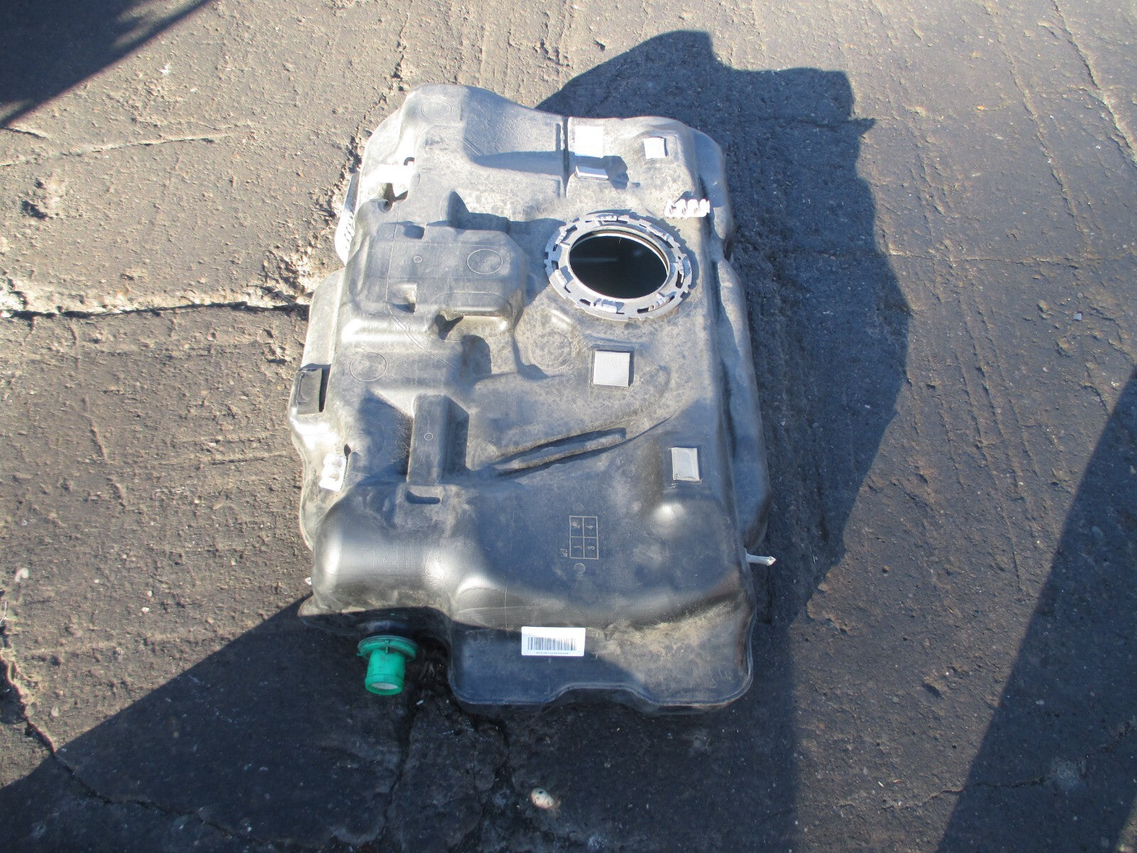 MERCEDES A CLASS W176 2016 DIESEL FUEL TANK A2464702701LU