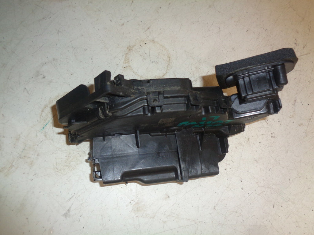 VW VOLKSWAGEN PASSAT B8 2017 PASSENGER SIDE REAR DOOR LOCK MECHANISM 5TA839015D