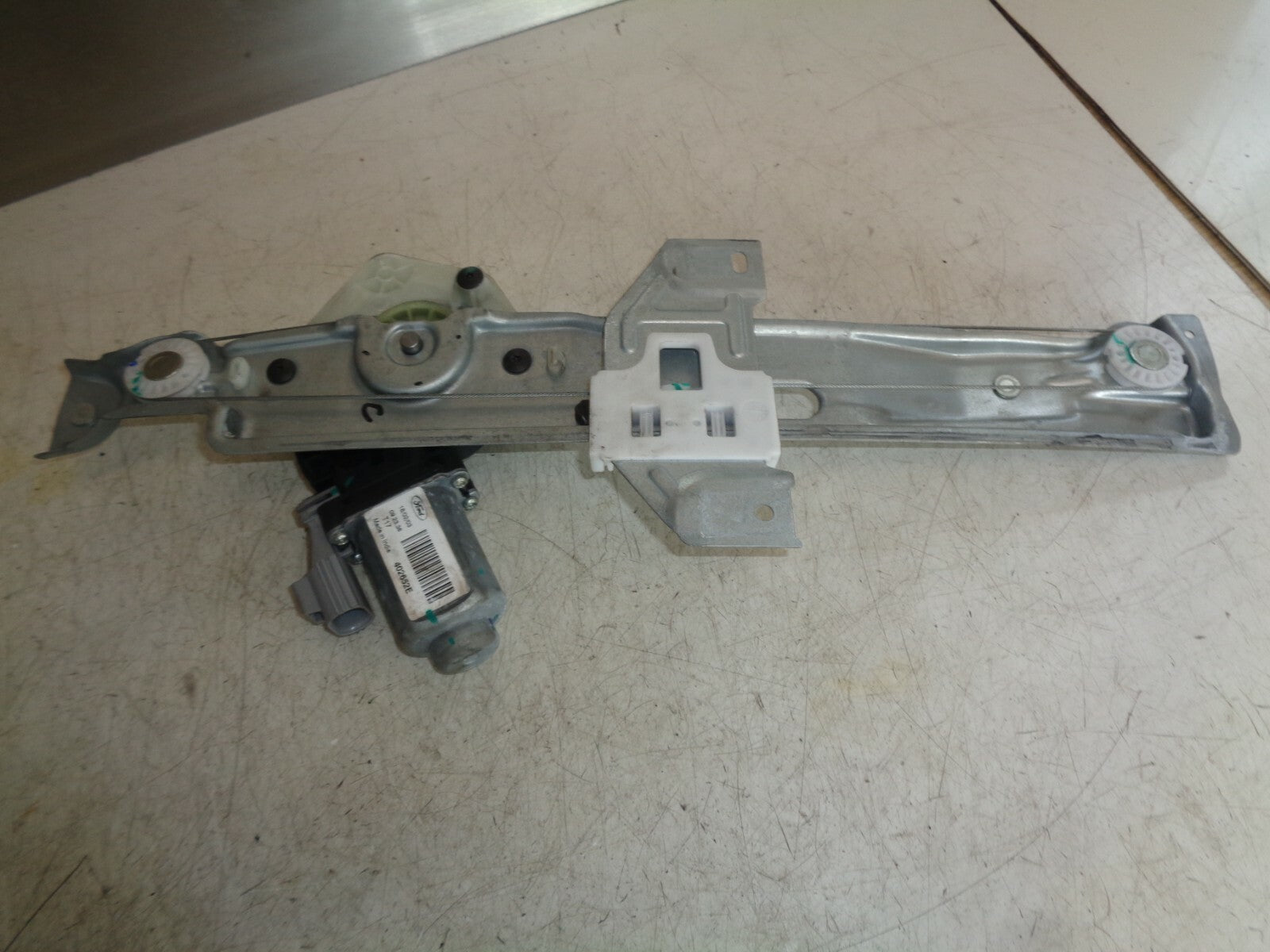 FORD KA+ PLUS MK3 2018 COMPLETE NSR PASSENGER SIDE REAR DOOR REGULATOR