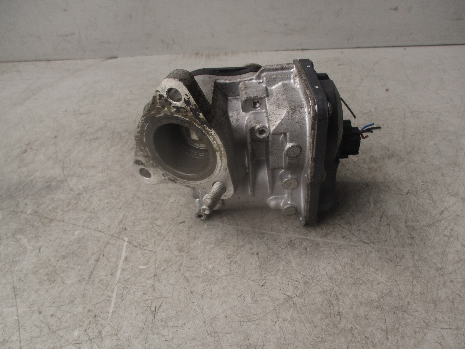 2017 NISSAN JUKE MK1 1.5 DIESEL EGR VALVE 147102557R