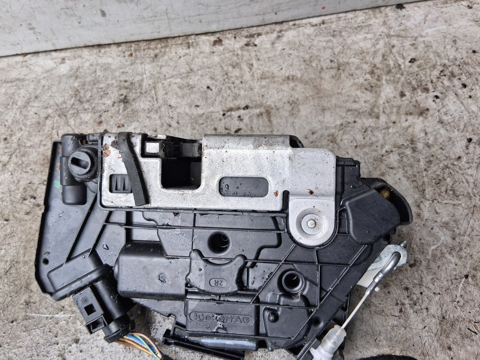 2014 SEAT IBIZA MK4 OSR DRIVER SIDE REAR RIGHT DOOR LOCK MECHANISM 6J0839016