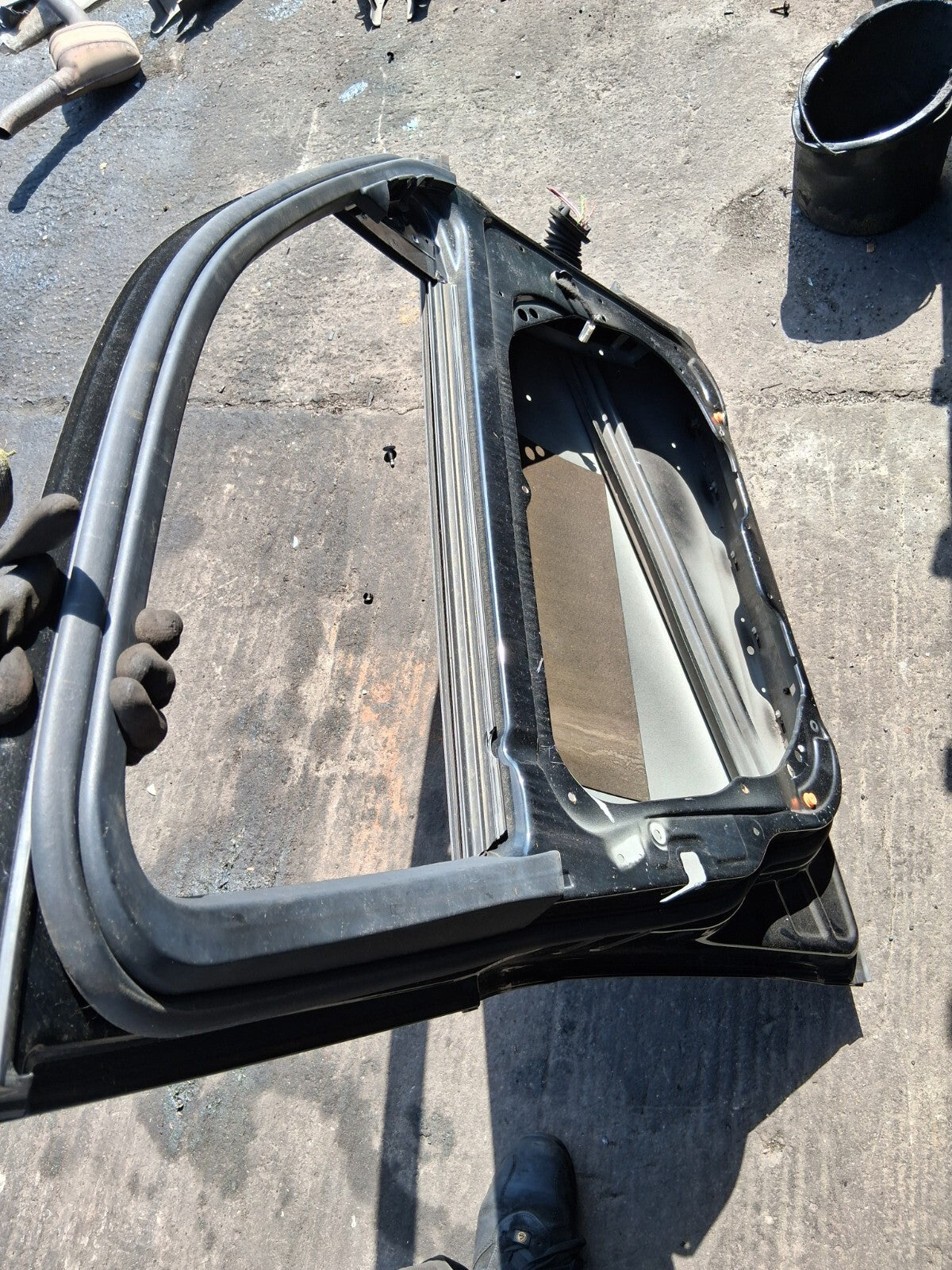 2008 MERCEDES C CLASS W204 NSF PASSENGER SIDE FRONT DOOR BARE BLACK 197