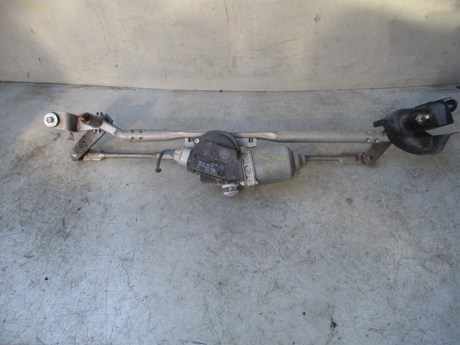 SUZUKI SWIFT MK3 2015 FRONT WIPER MOTOR LINKAGES 3811068L10