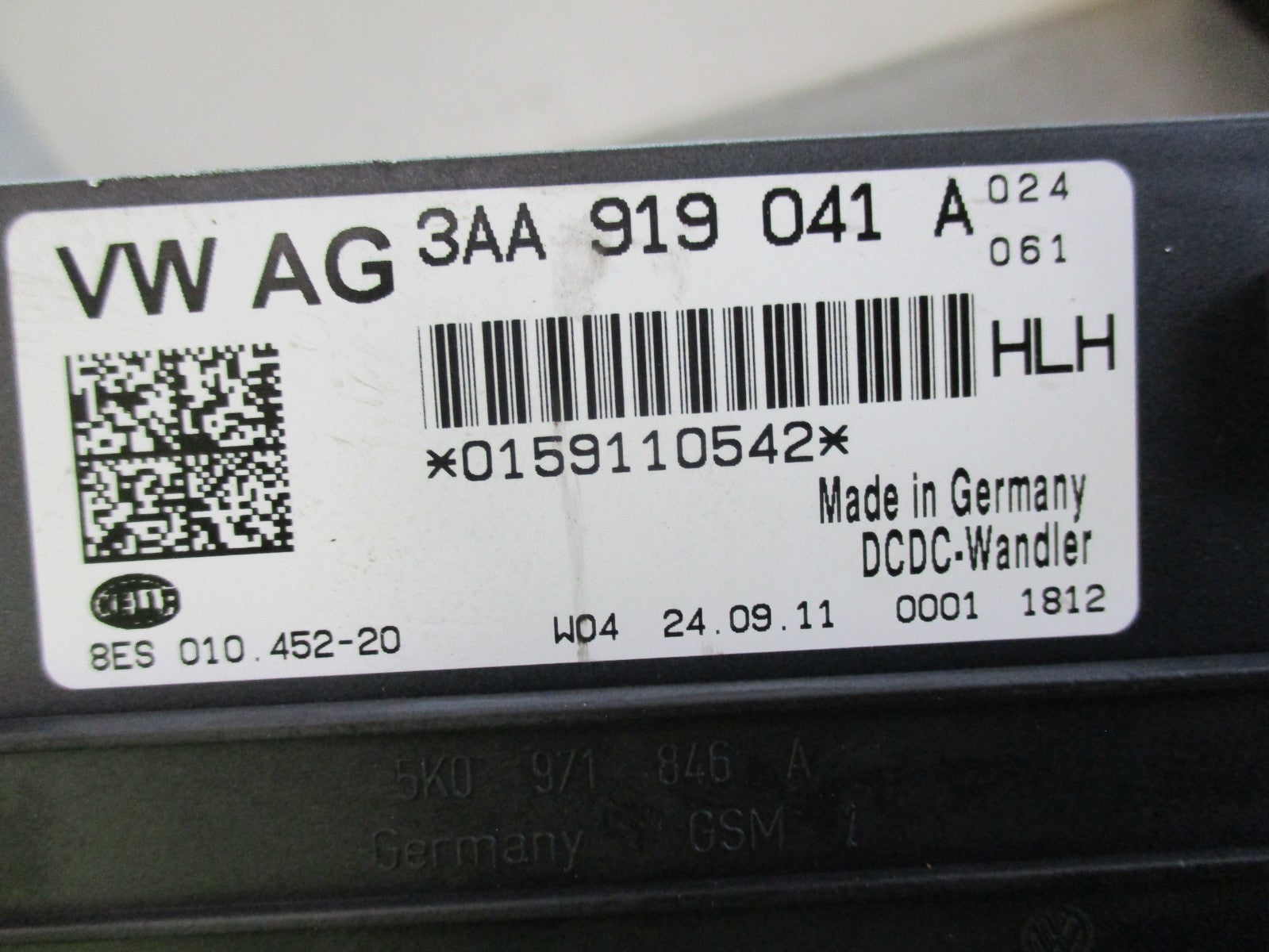 VOLKSWAGEN GOLF 5K (MK6) VOLTAGE STABILISER CONTROL MODULE 3AA919041A