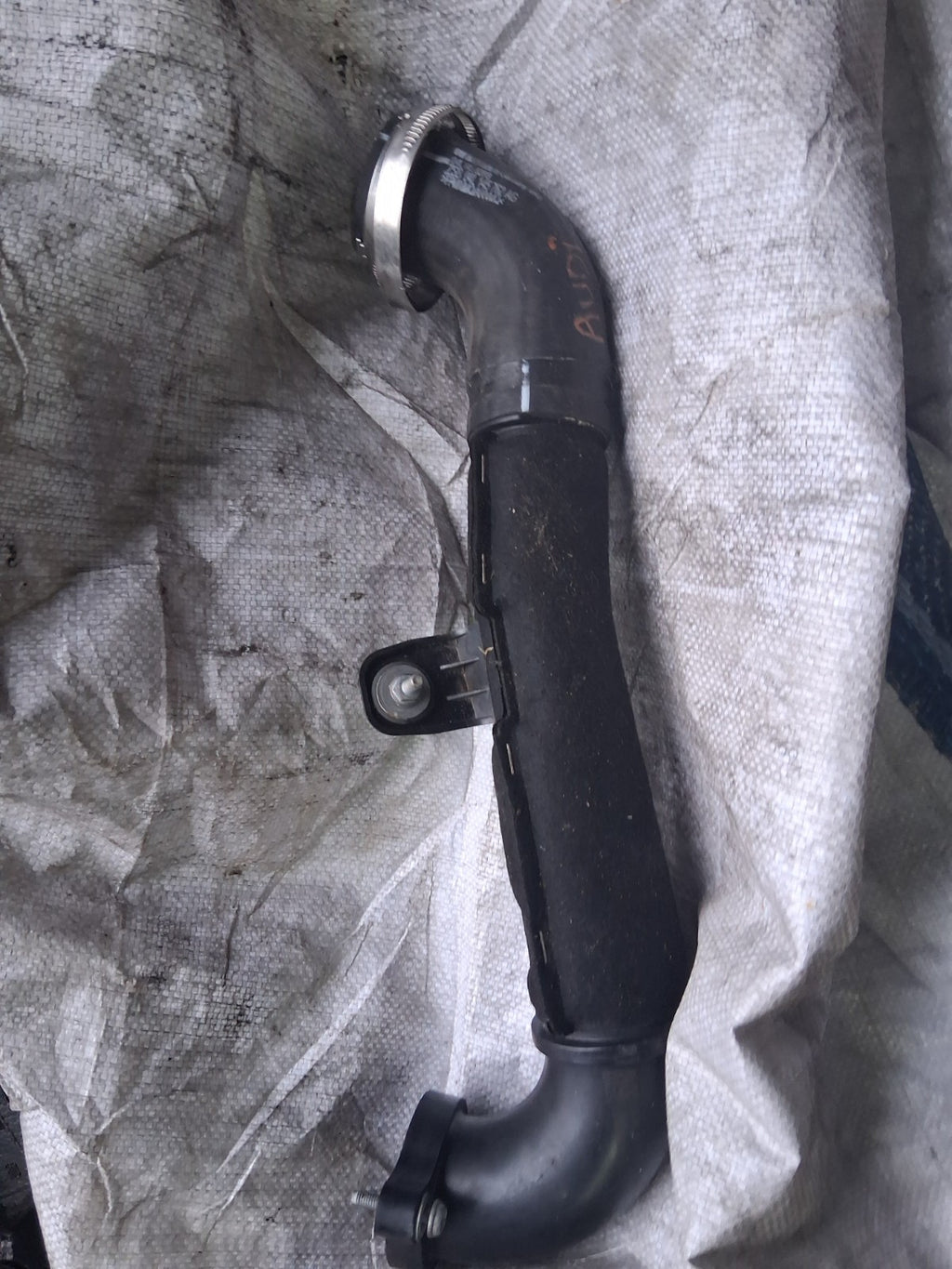 2017 AUDI A6 C7 2.0 DIESEL INTERCOOLER HOSE PIPE AIR TURBO PIPE 04L131765BP