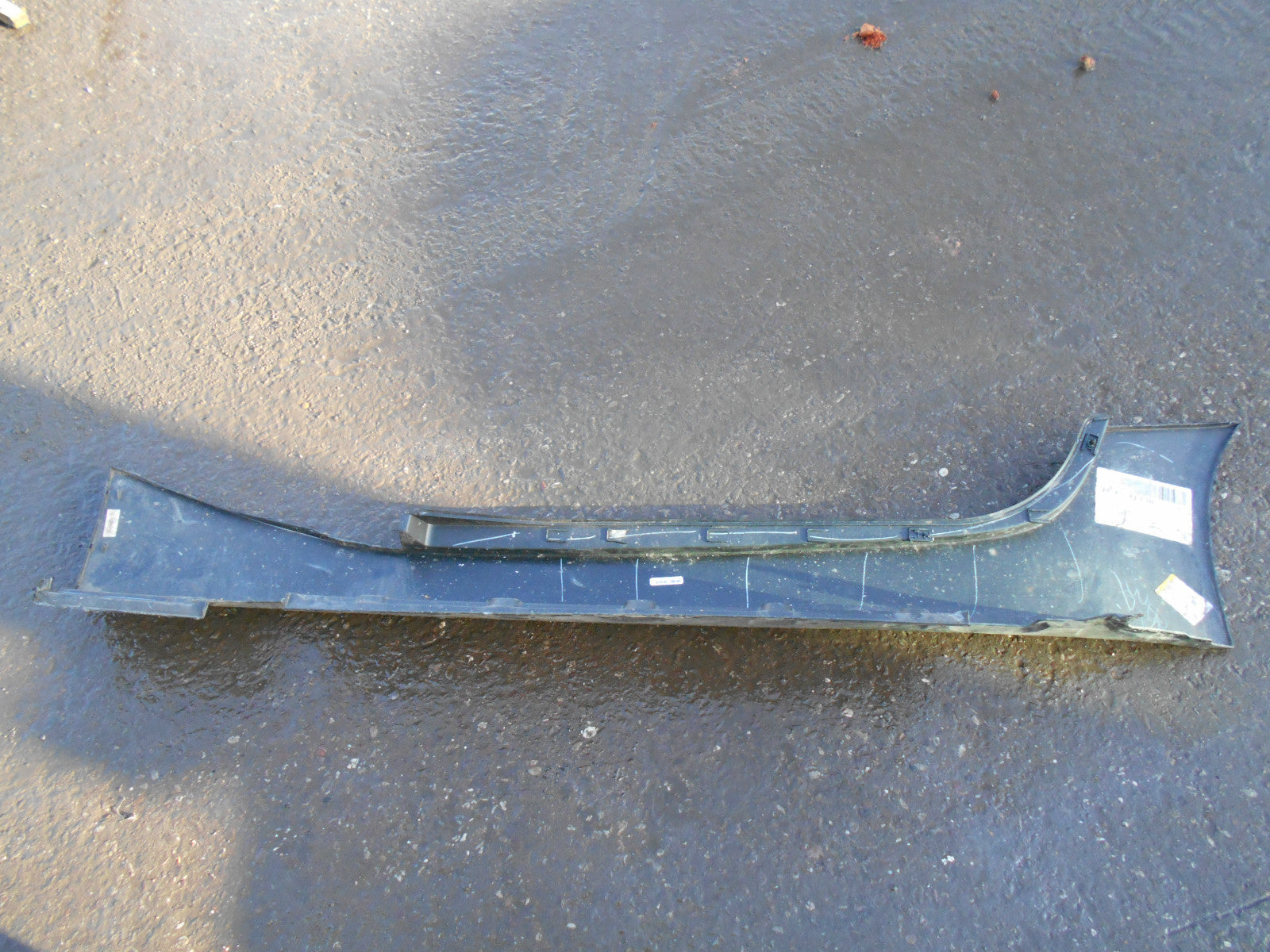 BMW Z4 E86 COUPE 2007 OS DRIVER SIDE SKIRT ROCKER PANEL TRIM 7075781213