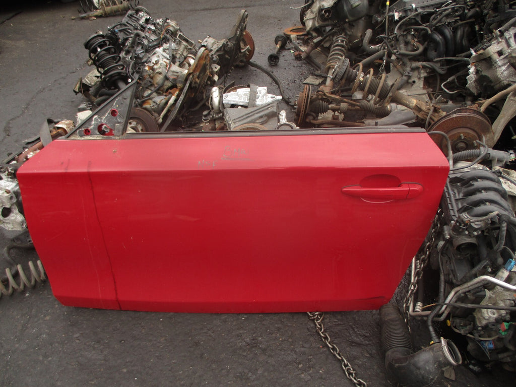 2009 BMW 1 SERIES E82 118D NSF PASSENGER SIDE FRONT LEFT COMPLETE DOOR RED A61