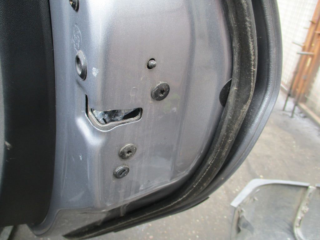 PEUGEOT 2008 2018 MK1 OSR DRIVER SIDE REAR DOOR LOCK MECHANISM