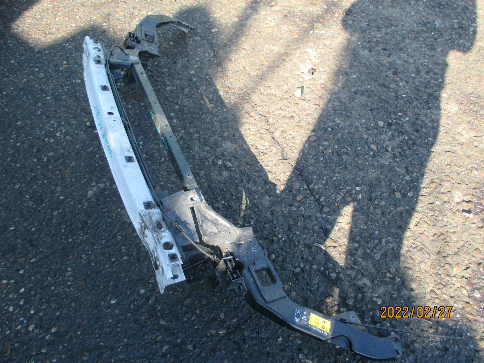 2015 JAGUAR XE 2.0 DIESEL FRONT RADIATOR SLAM LANDING PANEL WHITE DAMAGED