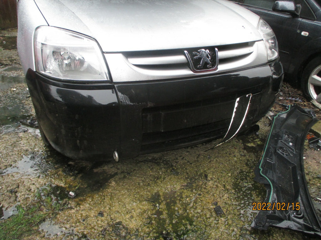 PEUGEOT PARTNER 2010 MK1 FACELIFT FRONT BUMPER COMPLETE BLACK