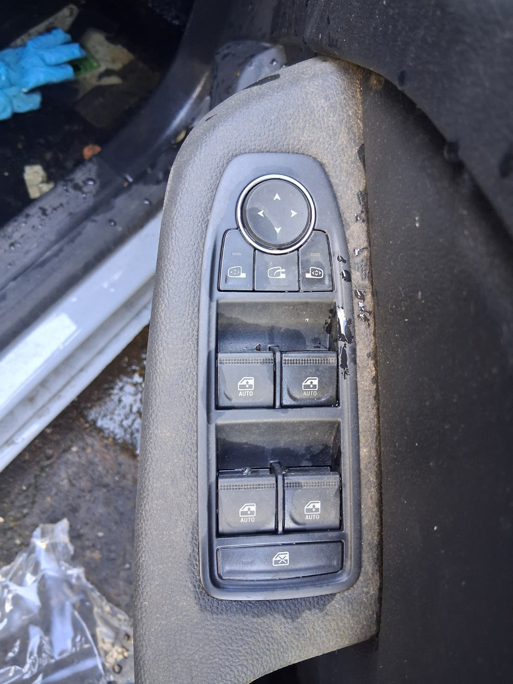 2024 RENAULT CLIO FACELIFT MK5 OSF DRIVER SIDE FRONT RIGHT WINDOW CONTROL SWITCH