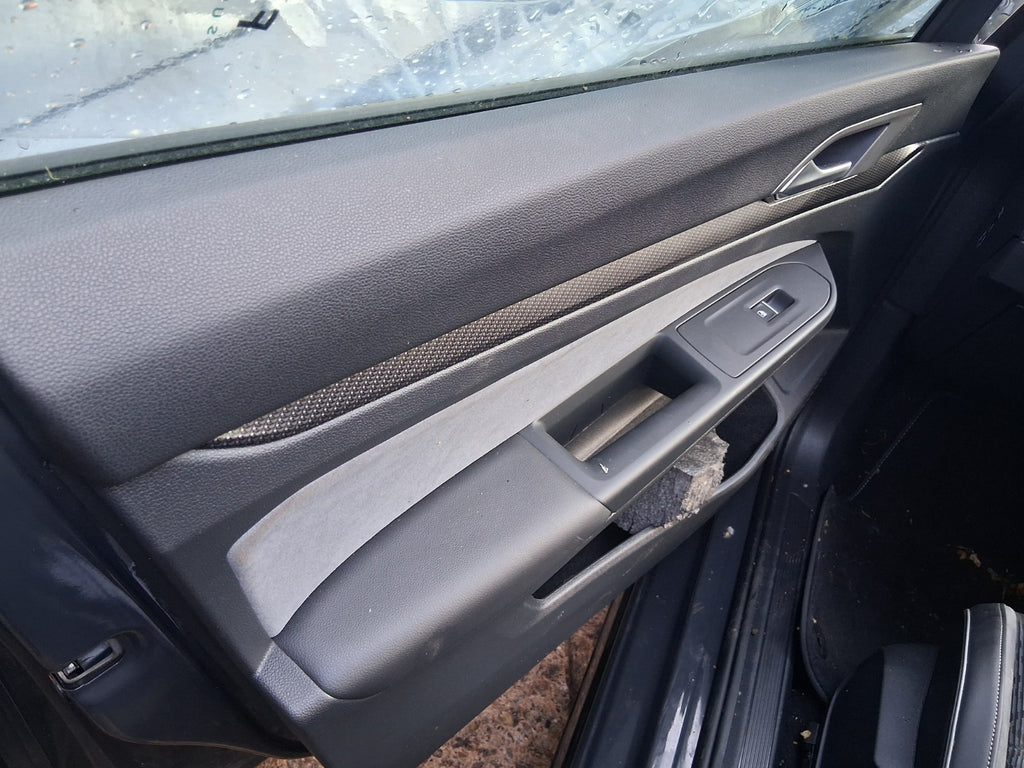 2024 VW VOLKSWAGEN GOLF MK8 R LINE NSF PASSENGER SIDE FRONT LEFT DOOR CARD PANEL