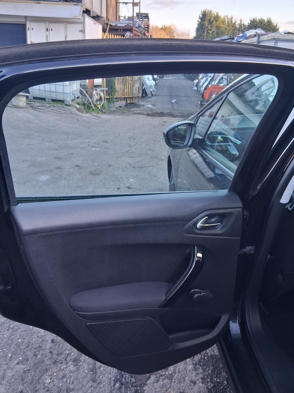 2014 PEUGEOT 208 NSR PASSENGER SIDE REAR LEFT COMPLETE DOOR PEARL BLACK KTV