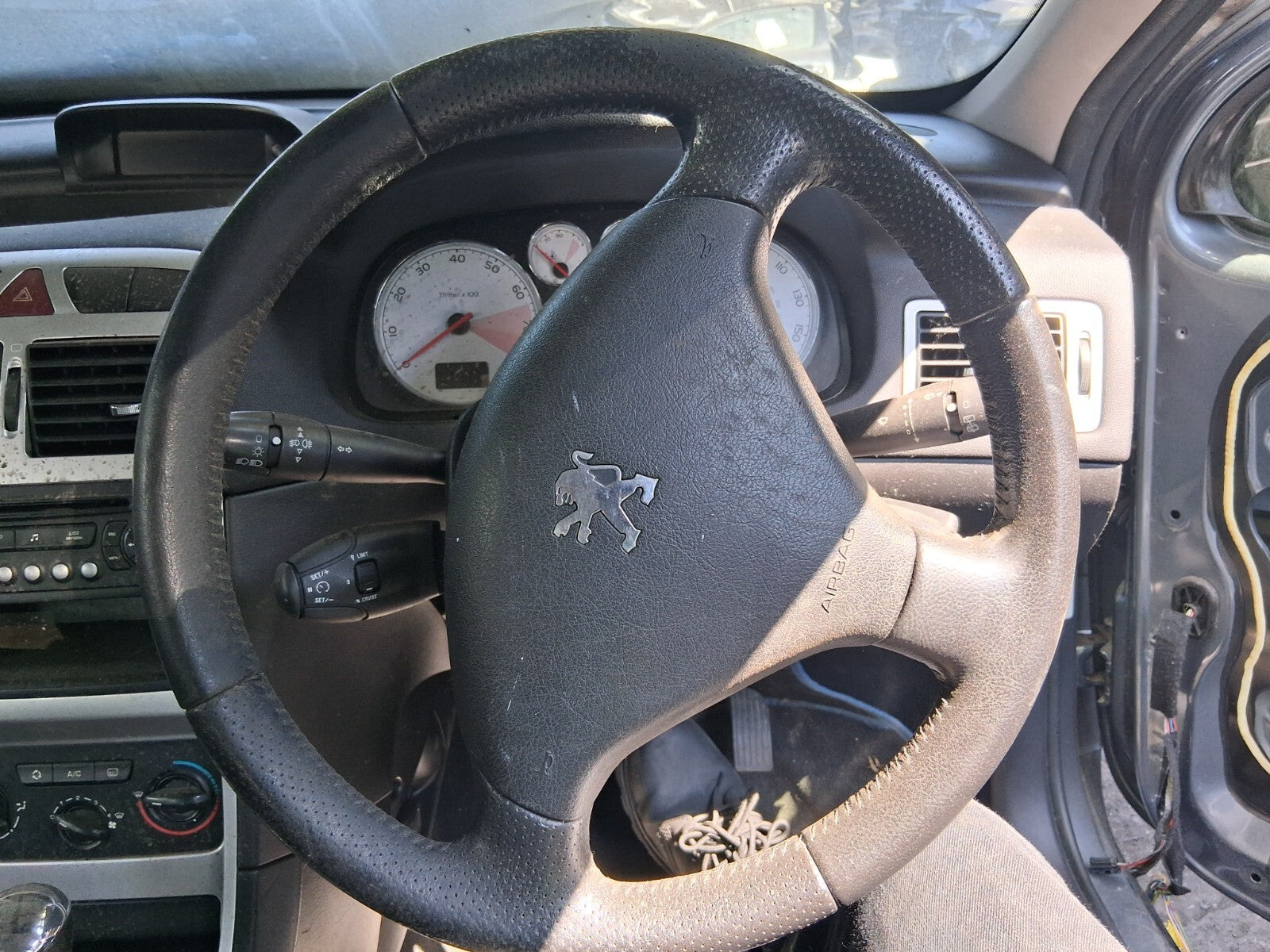 2006 PEUGEOT 307 STEERING WHEEL BLACK