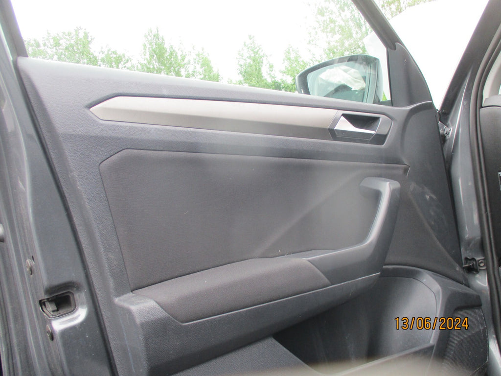 2020 VW VOLKSWAGEN T ROC NSF PASSENGER SIDE FRONT DOORCARD PANEL