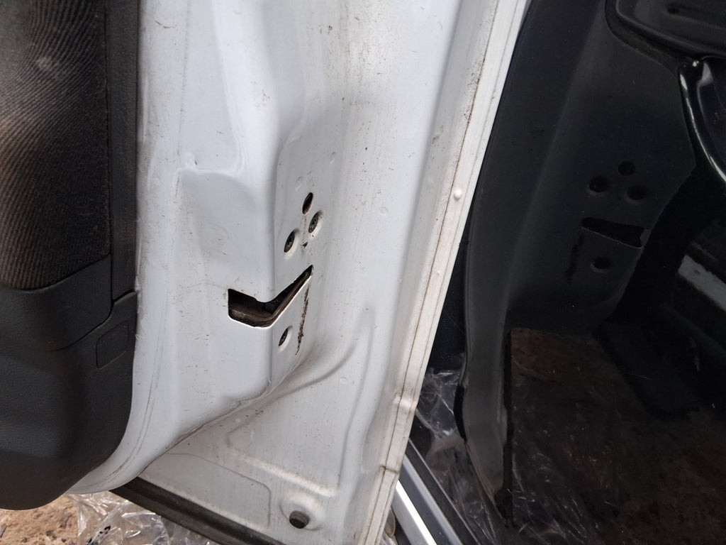 2015 FORD TRANSIT COURIER MK1 OSF DRIVER SIDE FRONT DOOR LOCK MECHANISM
