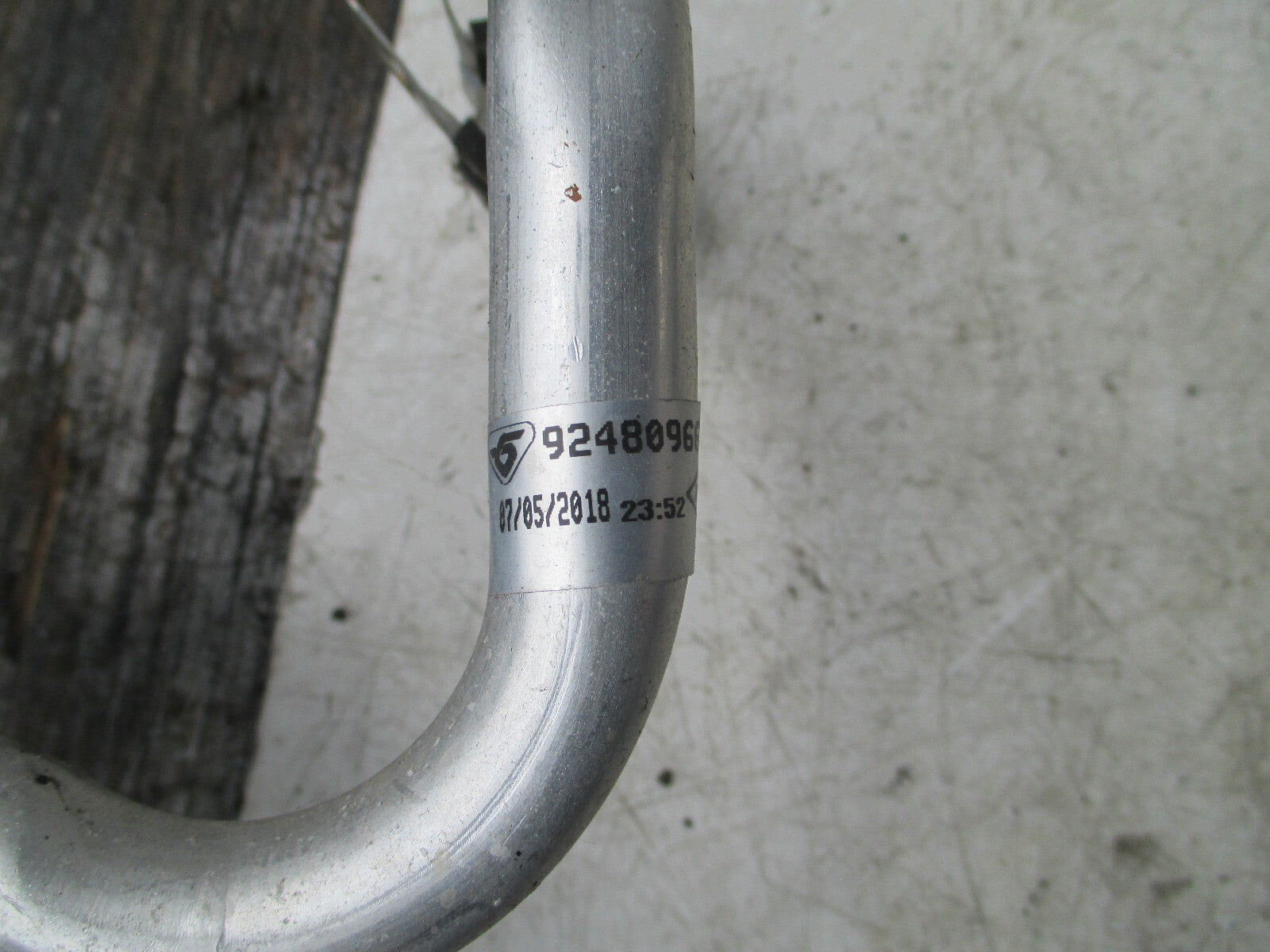 RENAULT CLIO MK4 2018 0.9 PETROL AC AIR CONDITIONING PIPE HOSE 924809666R