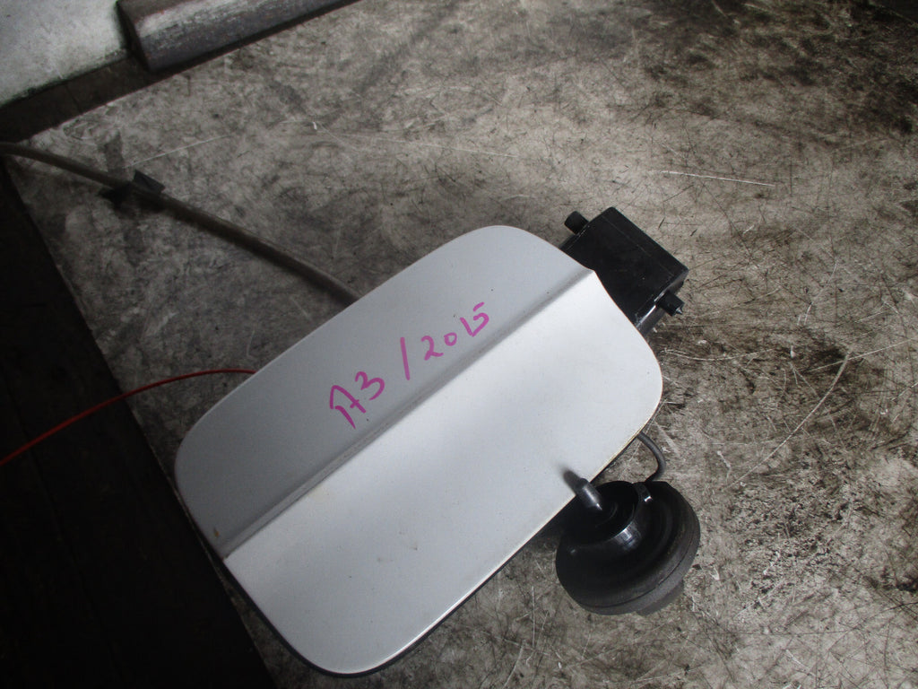 AUDI A3 2015 FULE FILLER FLAP COVER 8V4809906